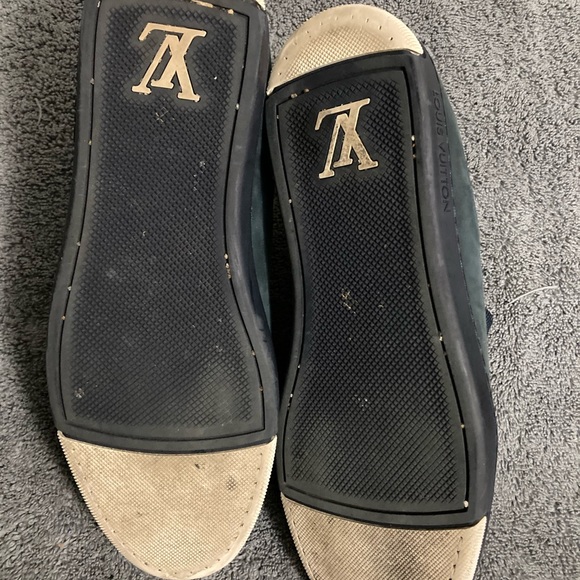 Authentic Louis Vuitton Slalom sneaker size 8 1/2 LV - Picture 12 of 13